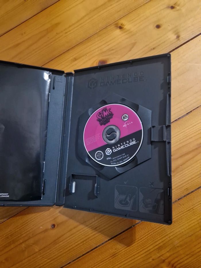 Jeu les simples permis de sortir - photo numéro 2