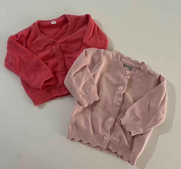 Lot 2 gilets rose - 0-3 mois - Primark