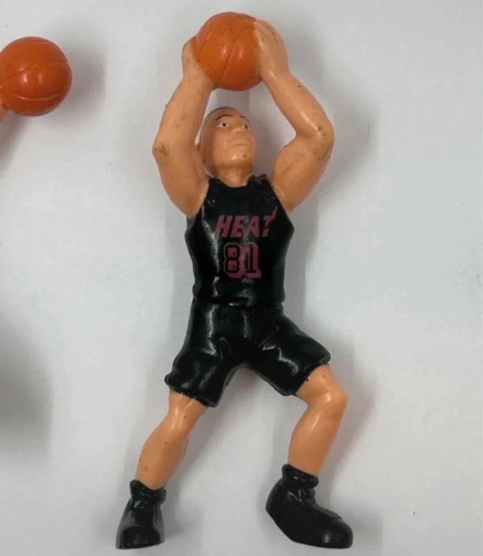 NBA 🏀 Kellogg's Pack 2 Figurines " Orlando Magics Vs Miami Heat" - photo numéro 19