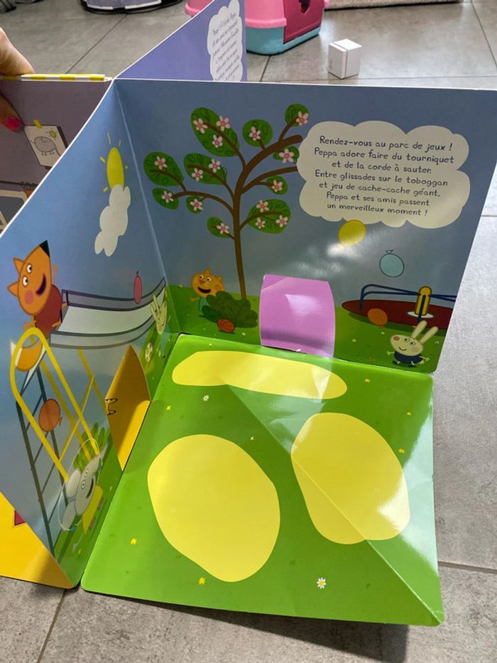 Livre carrousel Peppa pig - photo numéro 6