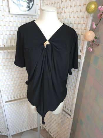 Joli body noir drapé Boohoo  femme T56 détail doré