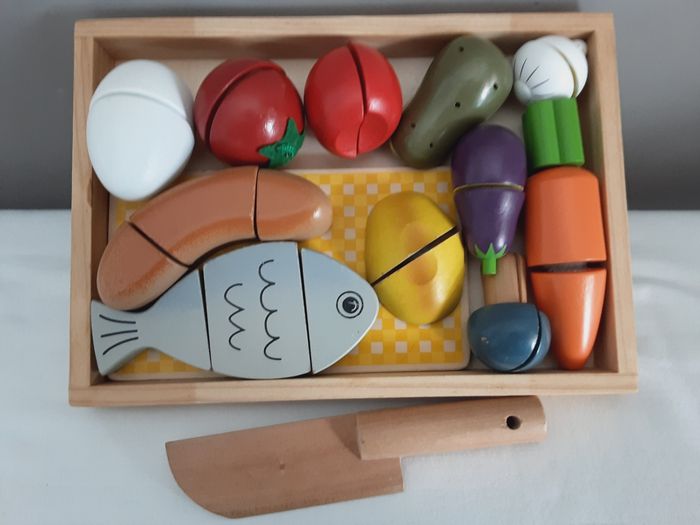 11 fruits et légumes en bois à découper - photo numéro 3