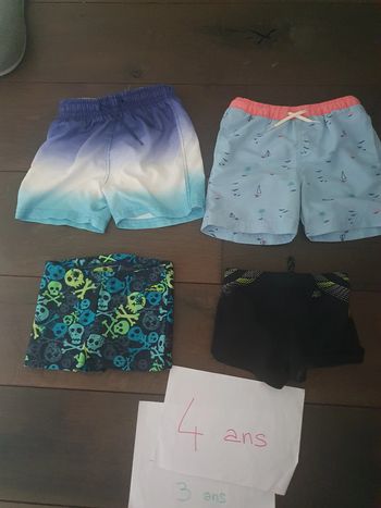 Lot de maillots garçon 3 / 4ans