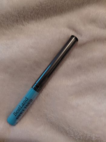 Eyeliner Bleu Clair