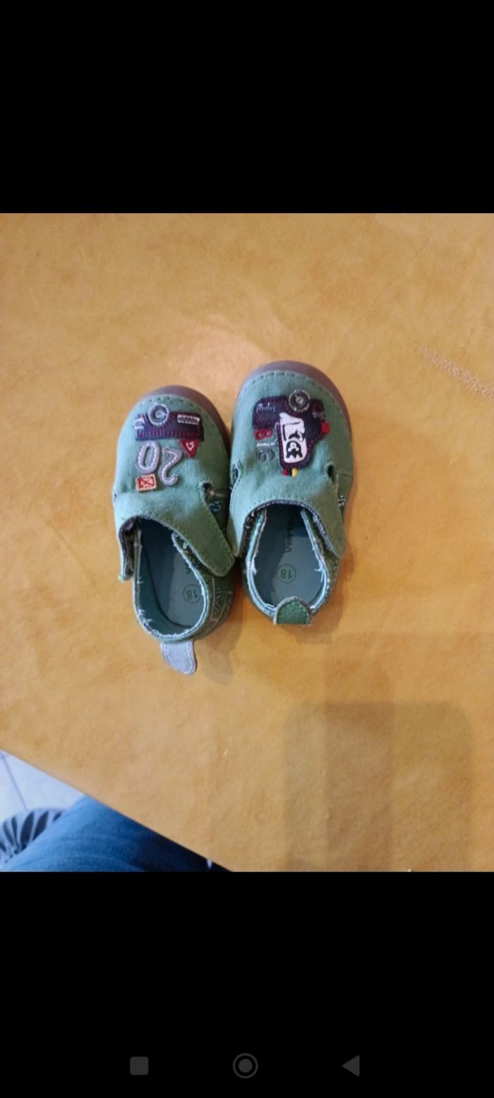 Chaussons Vertbaudet garçon taille 18