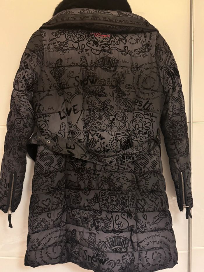 Doudoune très classe desigual - photo numéro 8