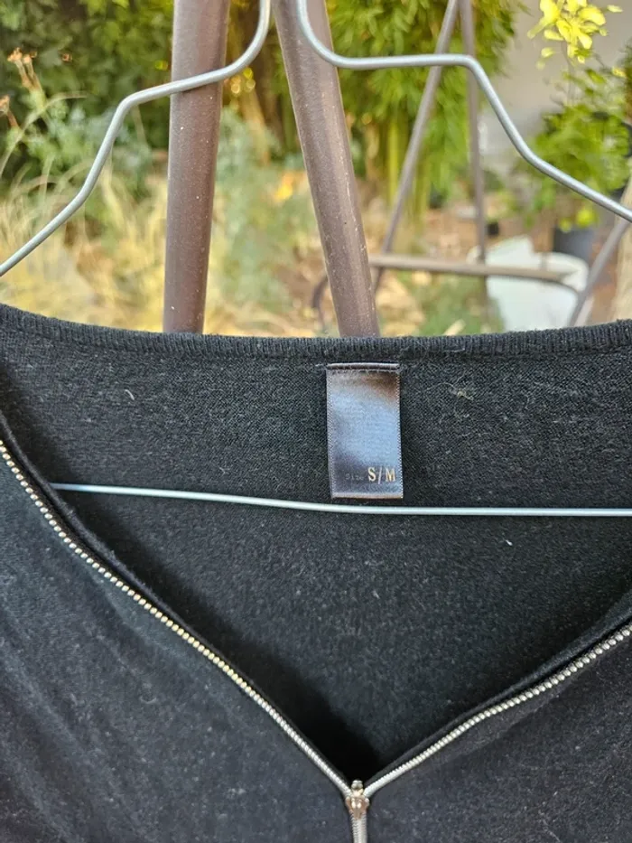 Pull noir L - photo numéro 2