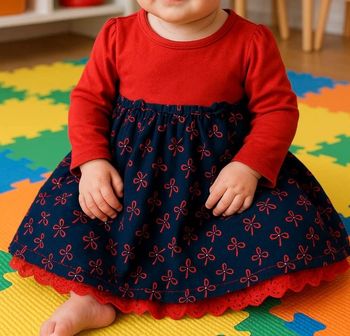 Très jolie robe à longue manche bébé fille