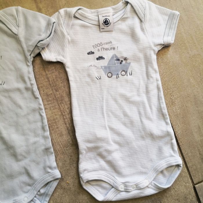 Lot Bodies Petit Bateau 3mois - photo numéro 3