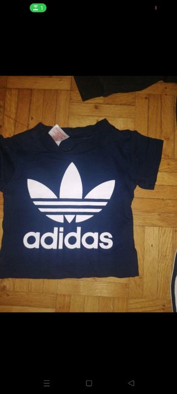 T-shirt adidas