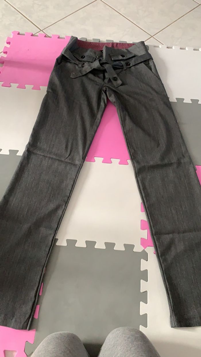 Pantalon jennyfer taille 34