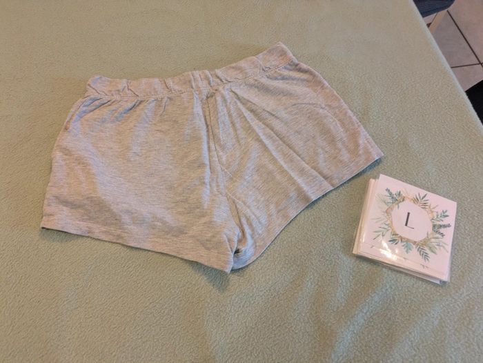 Short gris L 40/42 - photo numéro 4