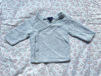 Brassière bébé gris Kiabi 1 mois