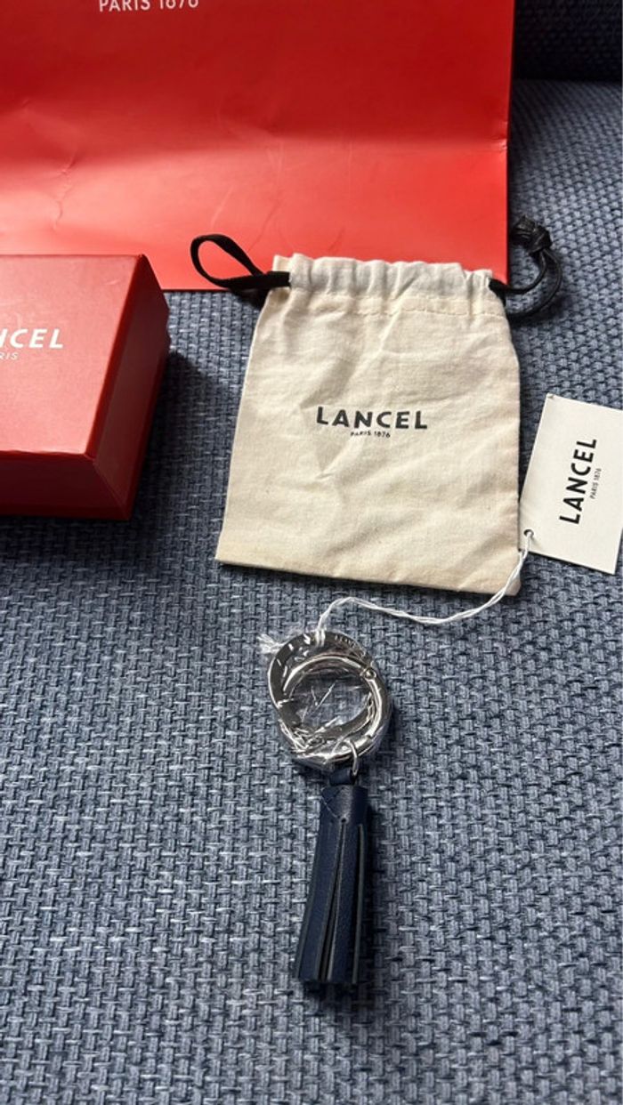 Porte-clés Lancel neuf unisexe - photo numéro 4