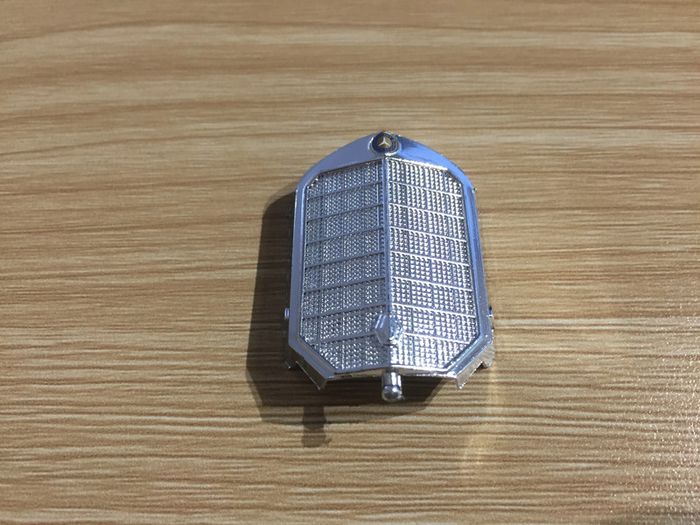 Calandre avant pièce détachée miniature Mercedes Benz 500 K 1936 Burago 1/20 1/20e 1/20eme #A46