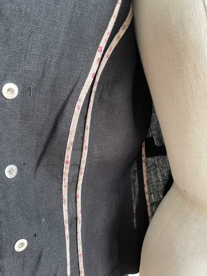 Veste noire croisée Weekend Max Mara ceinturée - photo numéro 7
