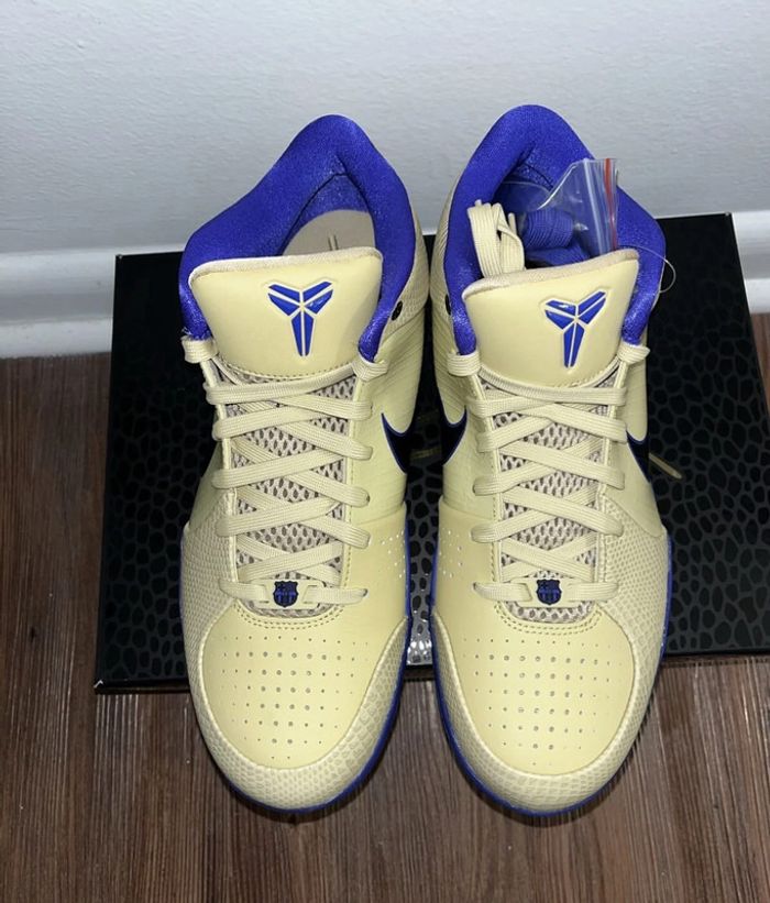 Nike Kobe IV Barcelone - photo numéro 3