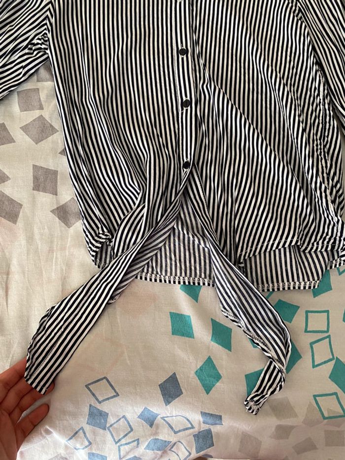 Superbe belle chemise bleu à rayures à noeud Colloseum taille S - photo numéro 10