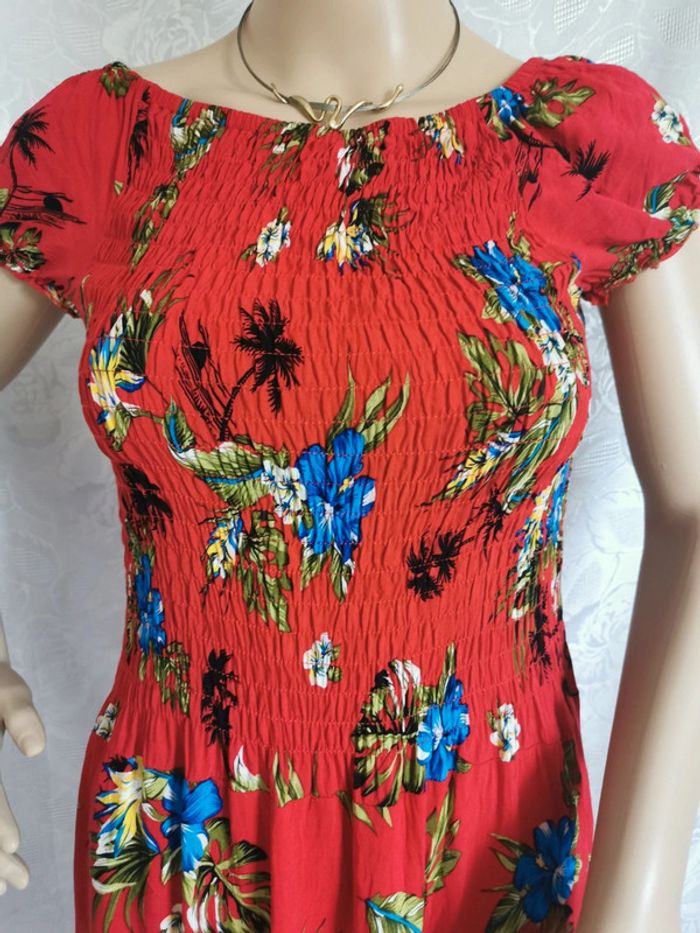 Robe. Rouge. Bleu. Taille 40. Zeva - photo numéro 2