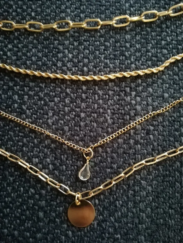 Magnifique collier doré à 4 rangs, neuf - photo numéro 3