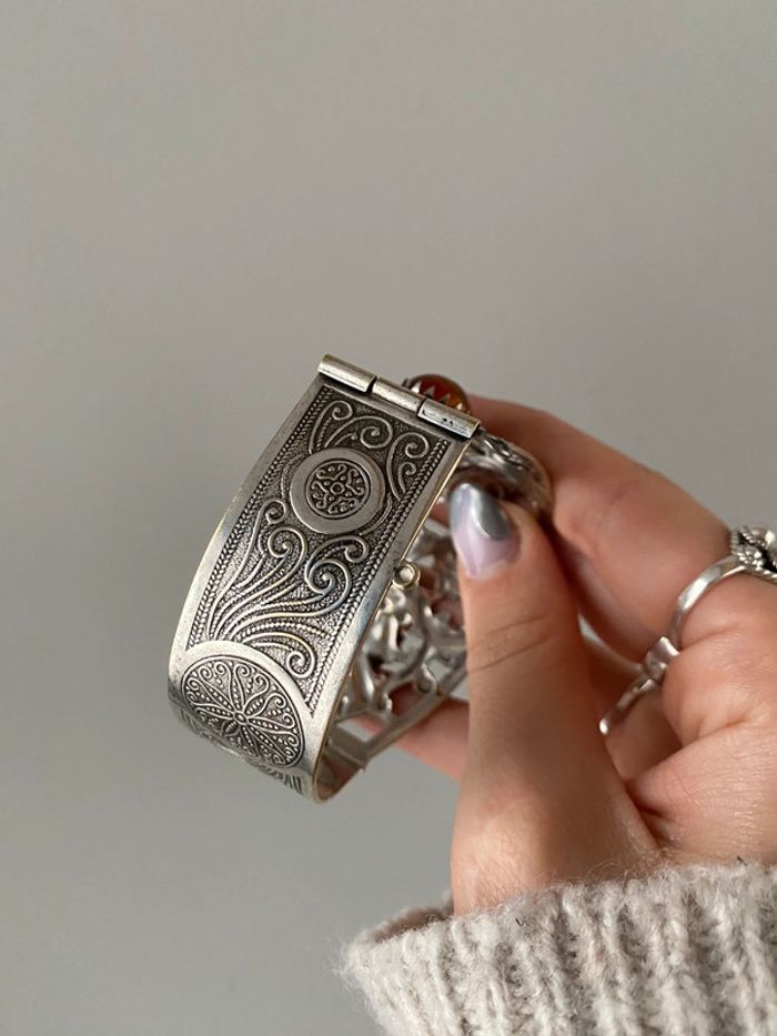 Manchette ambre - photo numéro 5