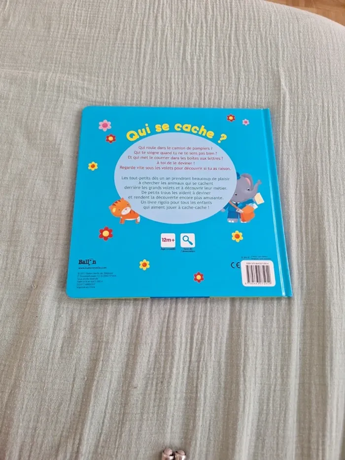 Livre Qui se cache? - photo numéro 2