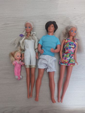 Lot Barbie