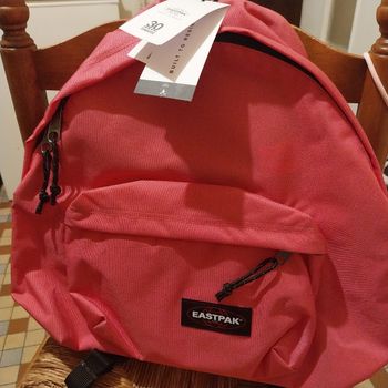 Sac eastpak 24 litres neuf rose