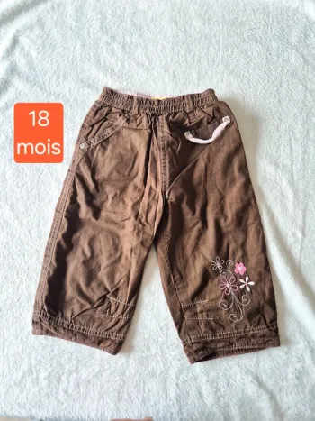 Pantalon marron fleurs 18 mois