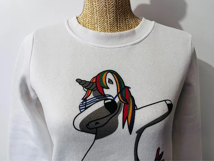 Pull Licorne taille S - photo numéro 3
