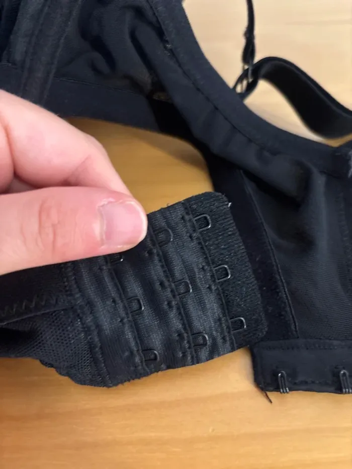Soutien gorge Gemo 100E en très bon état - photo numéro 3