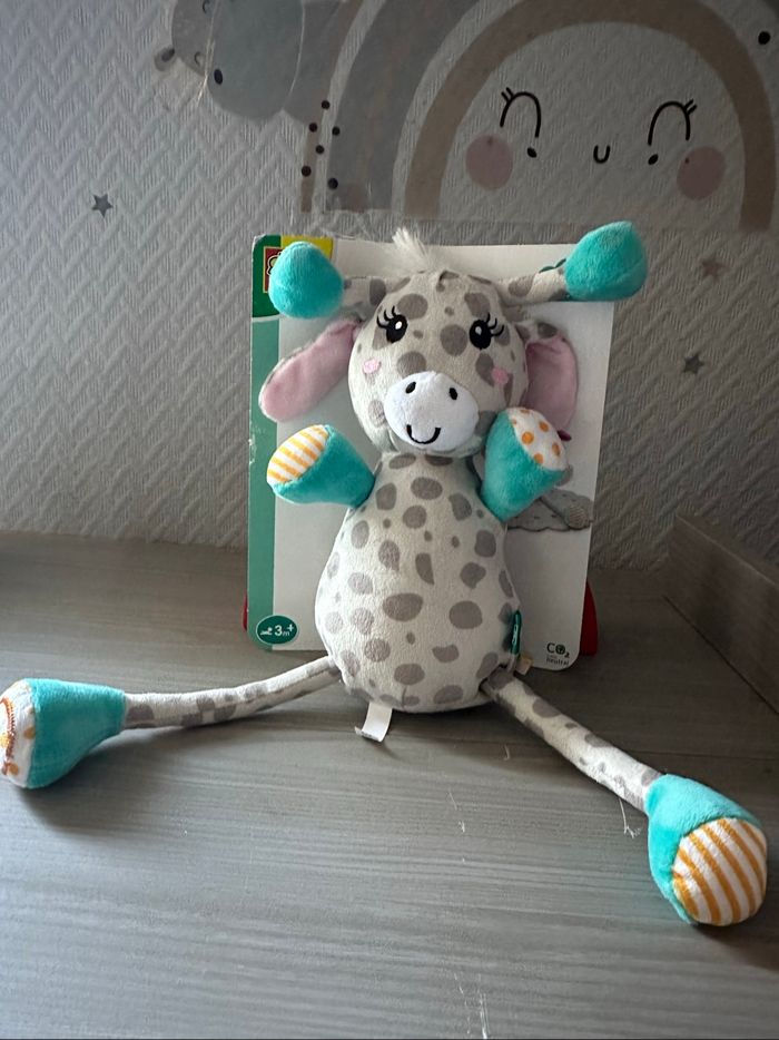 Doudou peluche girafe