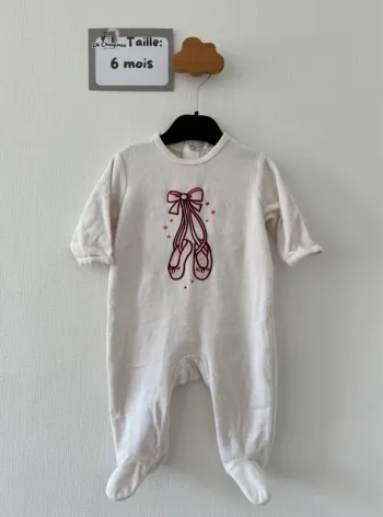 Pyjama / dors bien - taille 6 mois 🌸