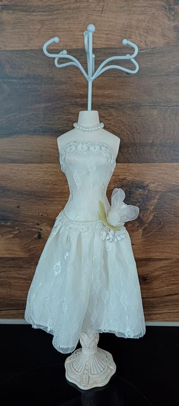 Porte-bijoux buste de femme