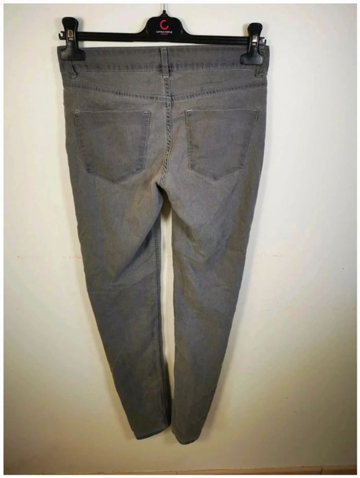 C35 jeans gris kiabi XS - photo numéro 2