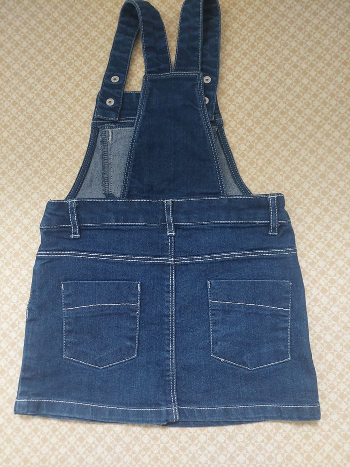 Jupe salopette en jean - photo numéro 3