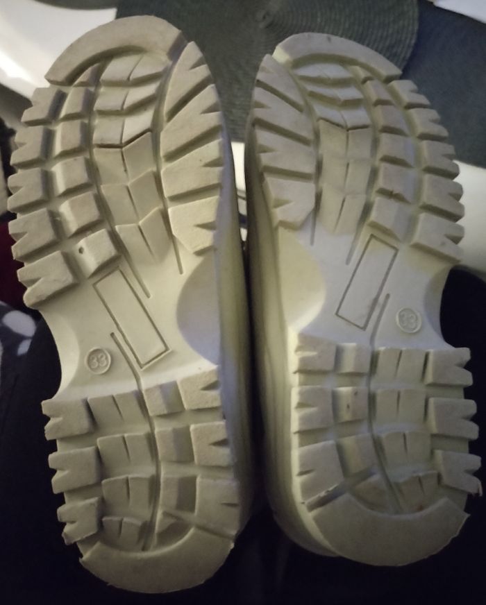 Bottes de ski pointure 33 utilisées une fois - photo numéro 9