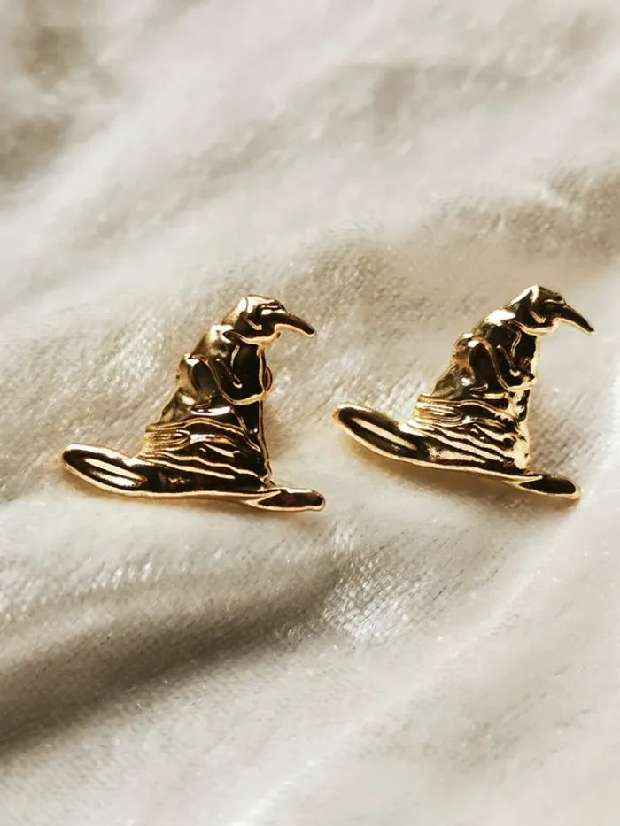 Paires de boucles d'oreilles Choixpeau dorées