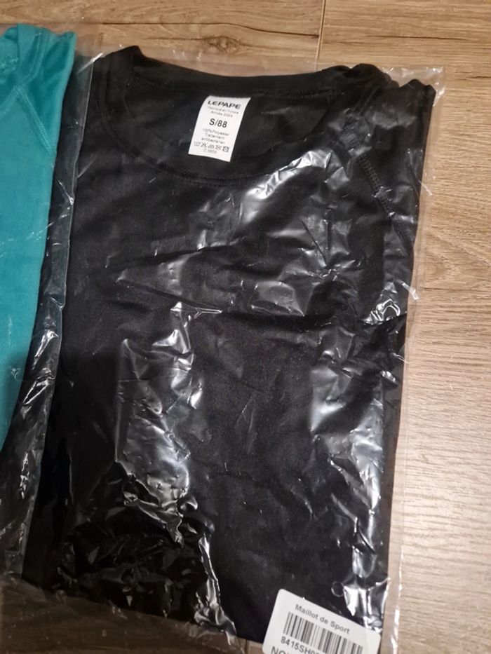 Lot 2 tee-shirt de sport - photo numéro 4
