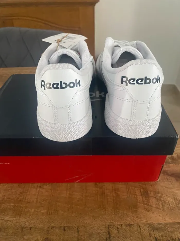 Reebok Club C 85 baskets taille 37.5 - photo numéro 3
