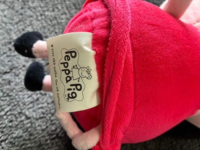 Peluche Peppa Pig - photo numéro 3