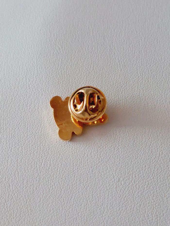 Pins Nounours neuf - photo numéro 2