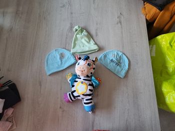 Lot 3bonnets naissance