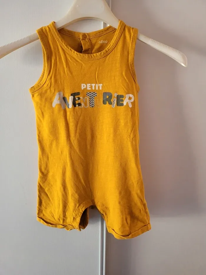 Combishort  taille 3 ans