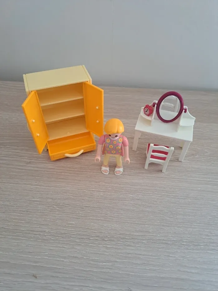 Playmobil 5331 chambre des parents avec coiffeuse - photo numéro 2