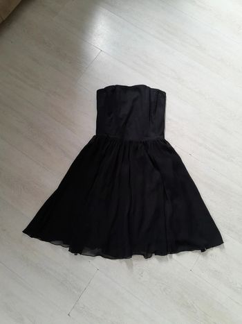 Petite robe bustier de.corp esprit