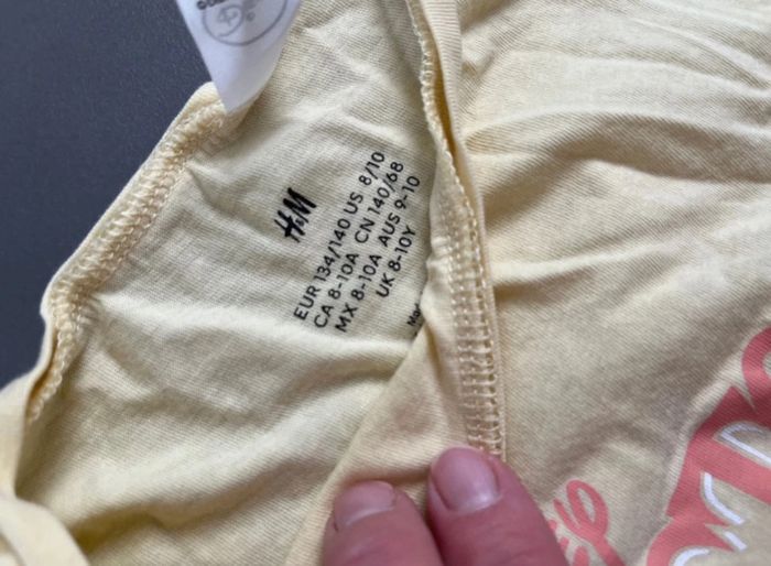 T shirt aristochats 8-10 ans h&m en très bon état - photo numéro 2
