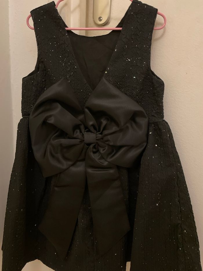 Robe de fêté pailletée - photo numéro 2