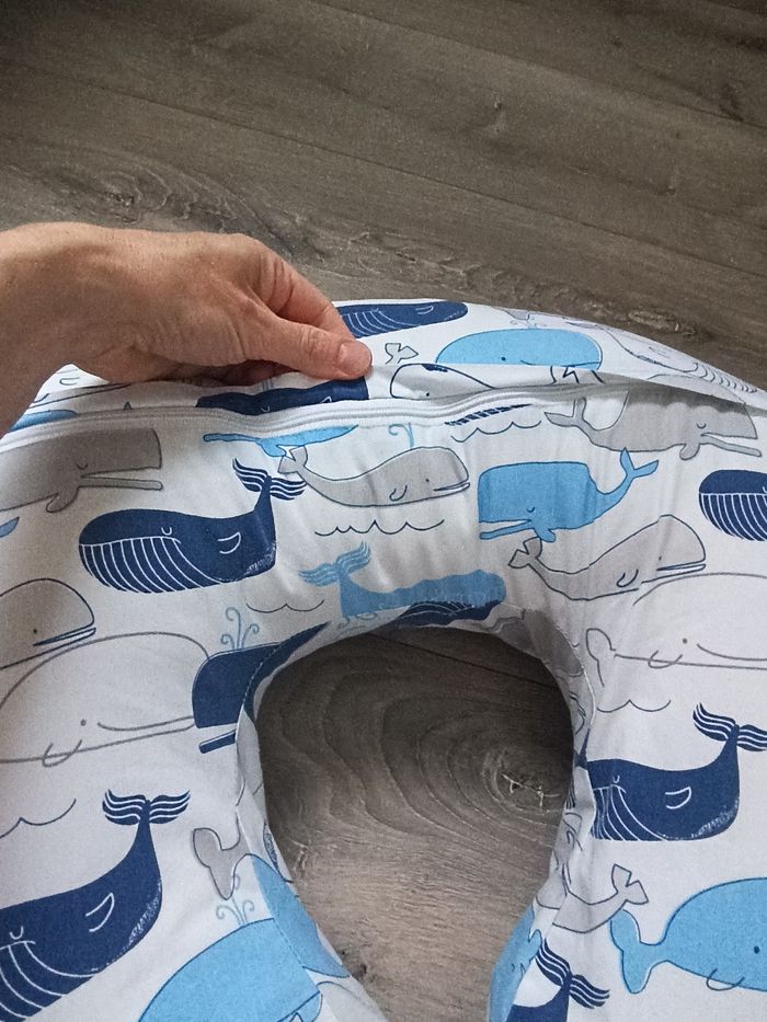 COUSSIN D'ALLAITEMENT - photo numéro 2