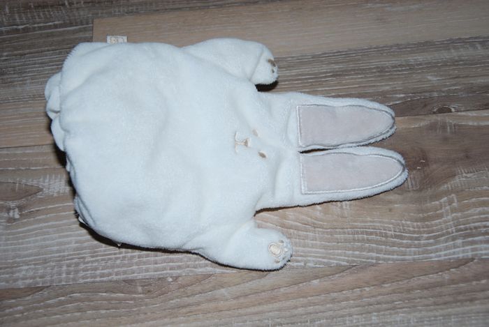 marionnette doudou lapin blanc beige OBAIBI